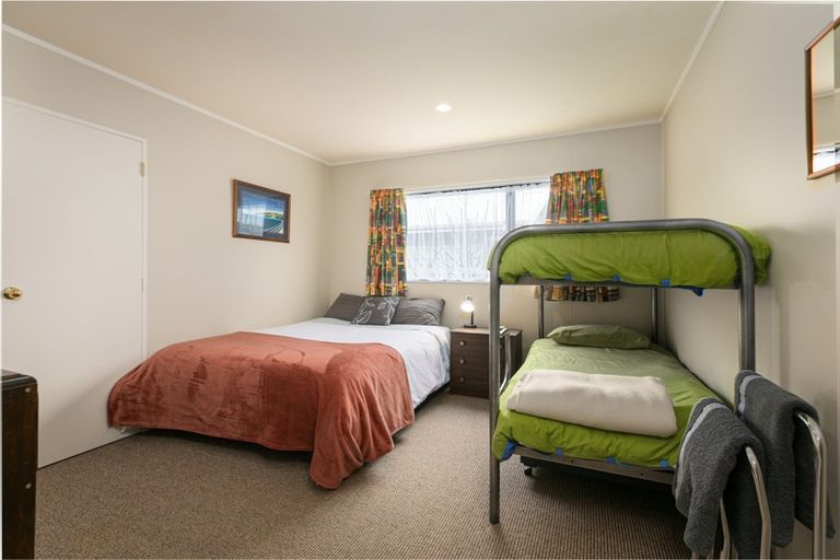 Photo of property in 8 Te Paerahi Road, Porangahau, 4293