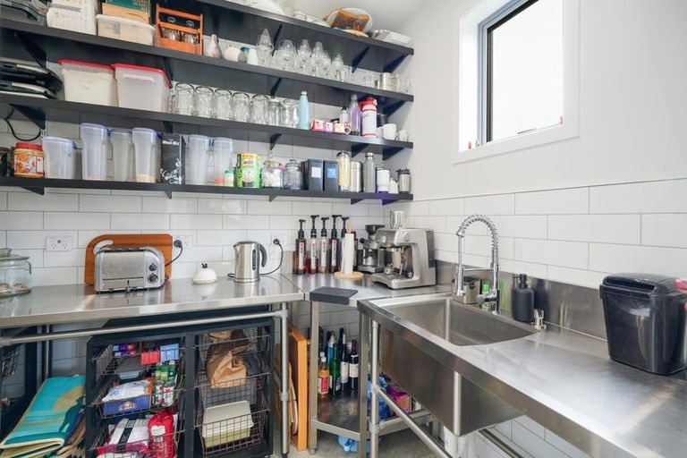 Photo of property in 124 Fairweather Road, Mill Road, Invercargill, 9872