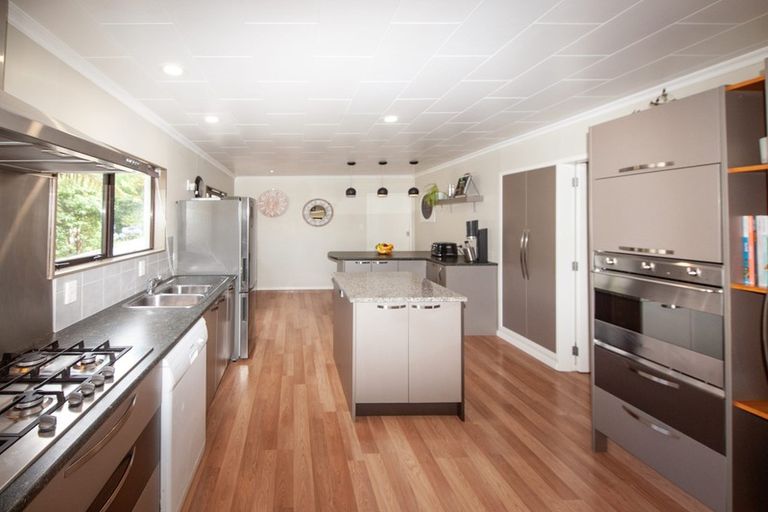 Photo of property in 27a Cortina Avenue, Johnsonville, Wellington, 6037