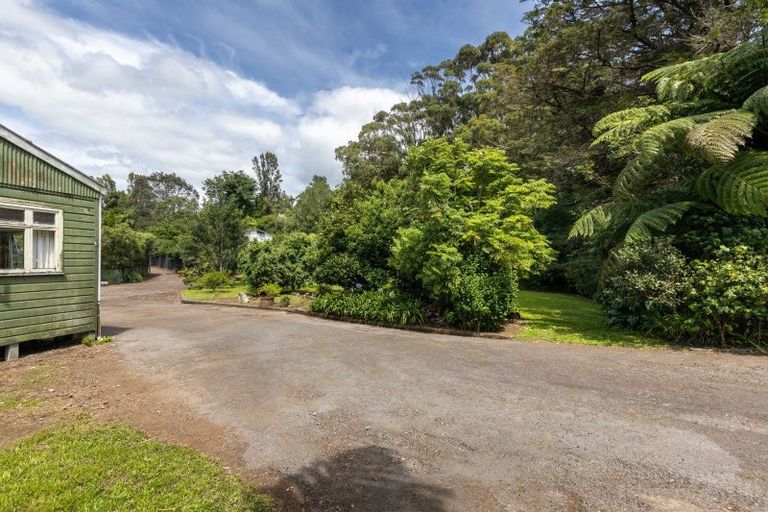 Photo of property in 24 Govett Avenue, Frankleigh Park, New Plymouth, 4310