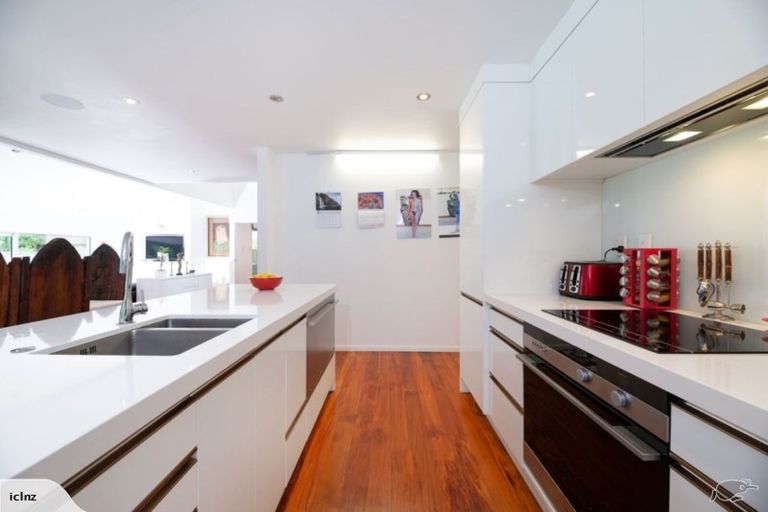 Photo of property in 7/177 Onewa Road, Birkenhead, Auckland, 0626