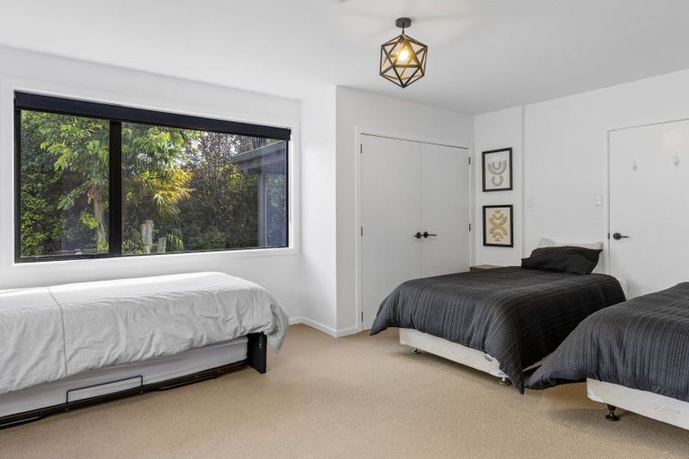 Photo of property in 1 Norfolk Road, Waipahihi, Taupo, 3330