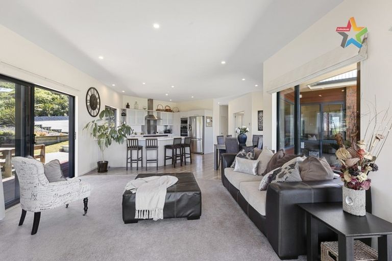 Photo of property in 81 Kaitangata Crescent, Kelson, Lower Hutt, 5010