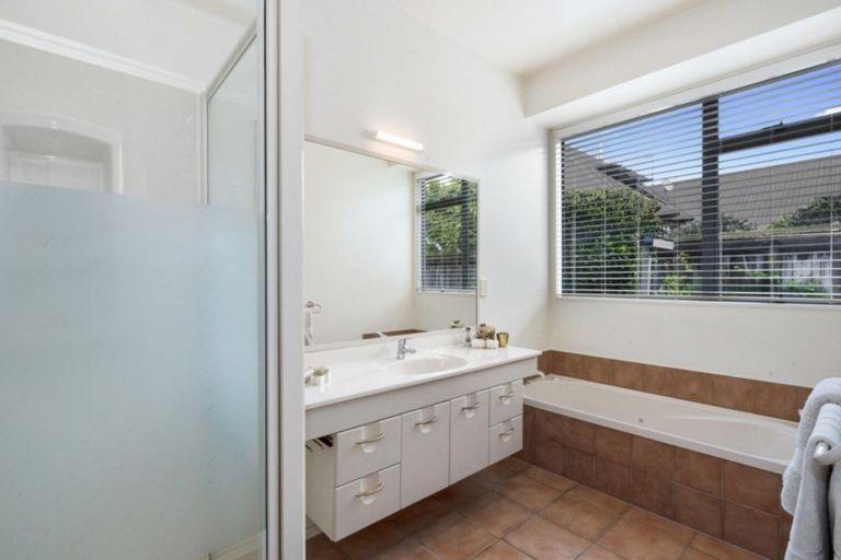 Photo of property in 52 Harrowfield Drive, Harrowfield, Hamilton, 3210