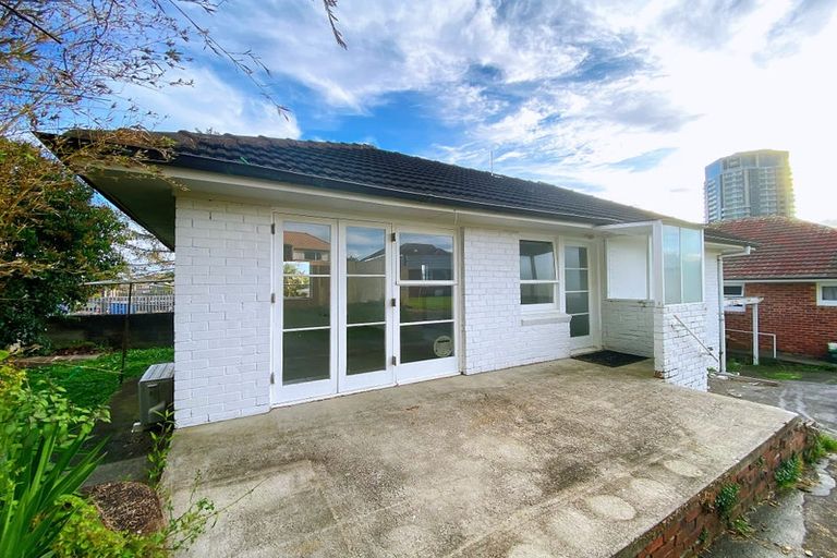 Photo of property in 6 Bracken Avenue, Takapuna, Auckland, 0622