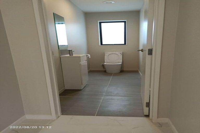 Photo of property in 147b Pigeon Mountain Road, Half Moon Bay, Auckland, 2012