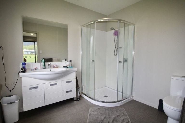 Photo of property in 5 Keats Place, Hanmer Springs, 7334