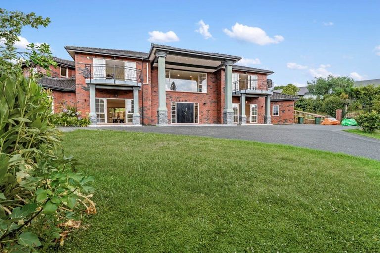 Photo of property in 38c Wicklam Lane, Greenhithe, Auckland, 0632