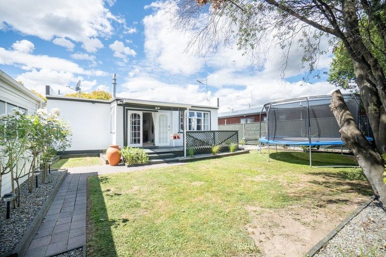 Photo of property in 90 Cook Street, Palmerston North, 4410
