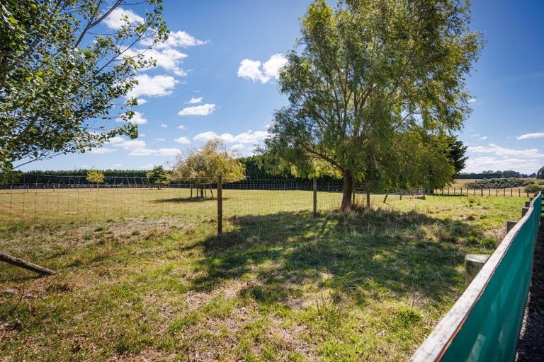 Photo of property in 107 Ashhurst Road, Bunnythorpe, Palmerston North, 4481