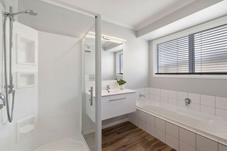 Photo of property in 8 Coventry Crescent, Lower Shotover, Queenstown, 9304