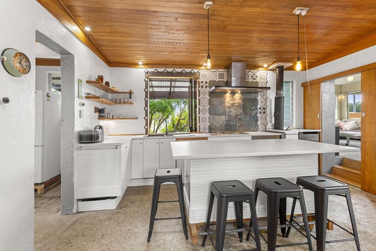 Photo of property in 29 Opotoru Road, Raglan, 3225