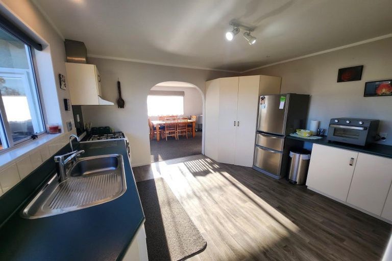 Photo of property in 74 Awamoa Road, Holmes Hill, Oamaru, 9401