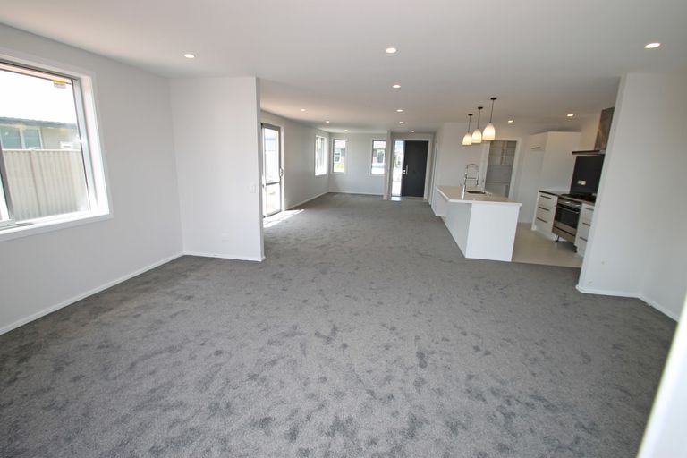 Photo of property in 6 Roblyn Place, Mosgiel, 9024