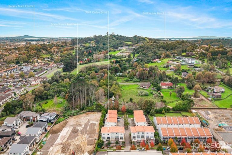Photo of property in 9/46 Carlos Drive, Flat Bush, Auckland, 2016