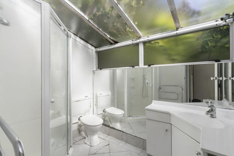 Photo of property in 125 Braemar Road, Castor Bay, Auckland, 0620