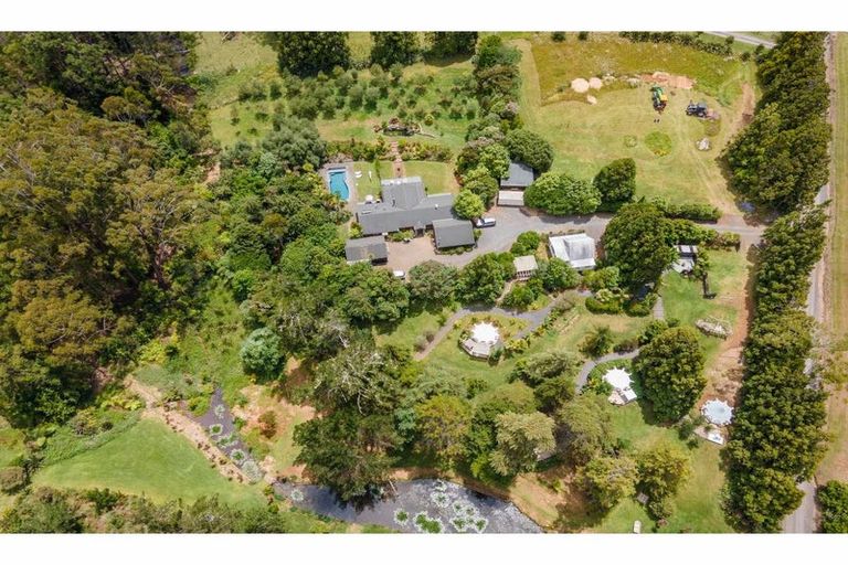 Photo of property in 34 Doonside Road, Kerikeri, 0294