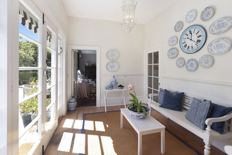 Photo of property in 54 Fendalton Road, Fendalton, Christchurch, 8014