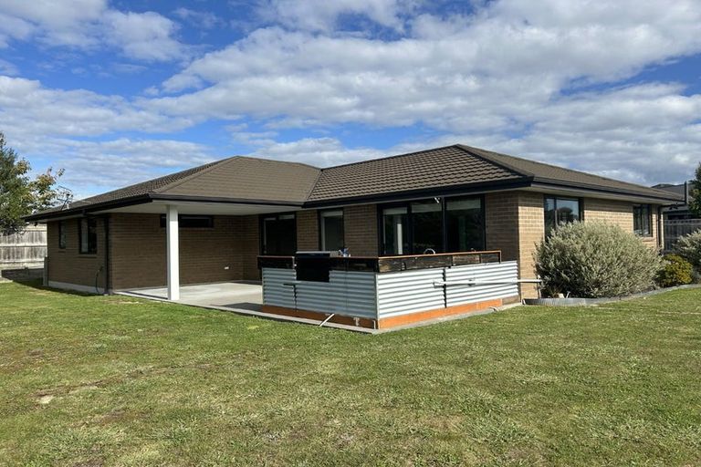 Photo of property in 10 Les Wakefield Road, Mapua, 7005