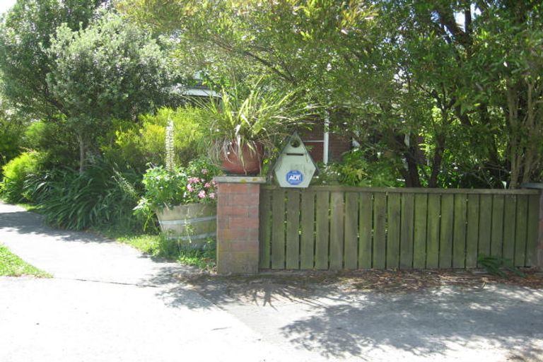 Photo of property in 3 Totara Place, Pahiatua, 4910