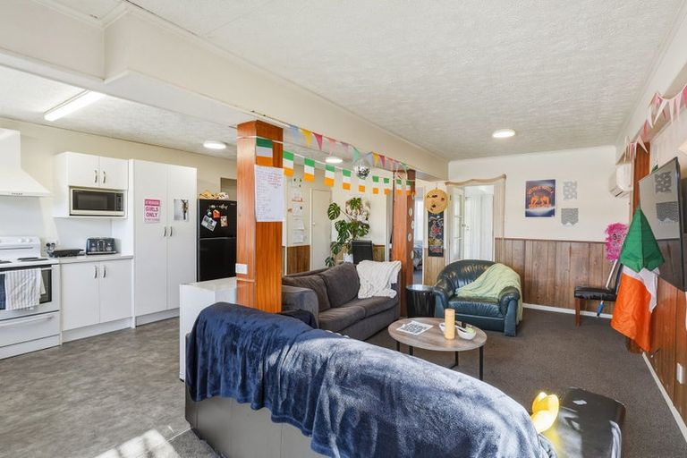 Photo of property in 66 Royal Terrace, Dunedin Central, Dunedin, 9016