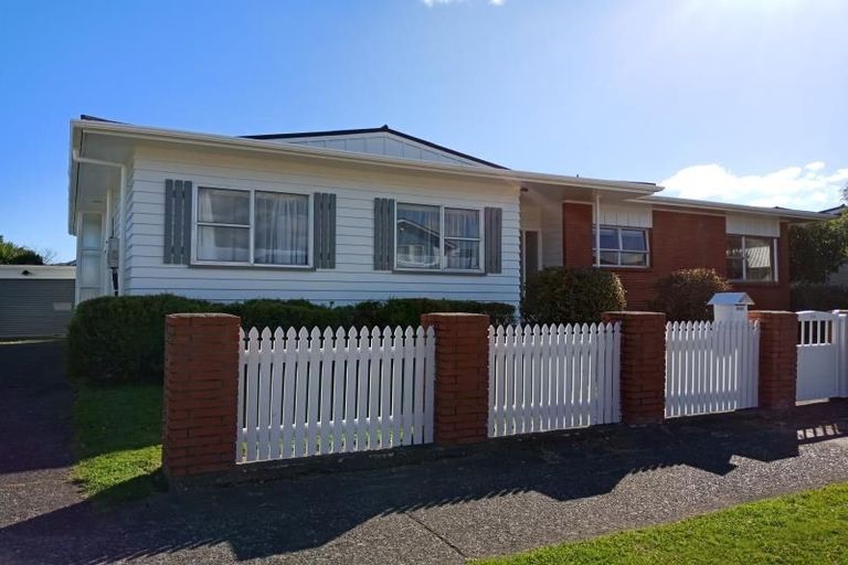 Photo of property in 46 Orr Crescent, Hutt Central, Lower Hutt, 5011