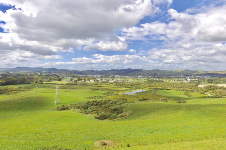 Photo of property in 41 Bone Road, Huntly, 3772