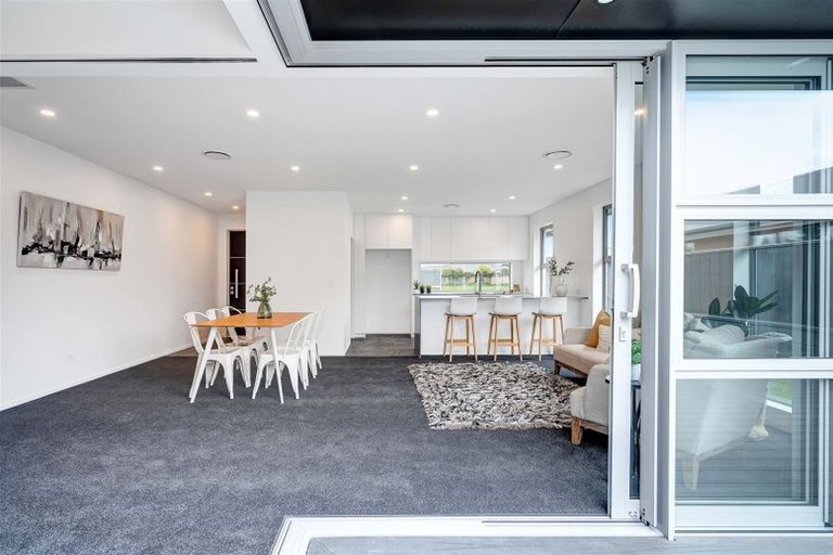 Photo of property in 15 Broadlands Drive, Rolleston, 7614