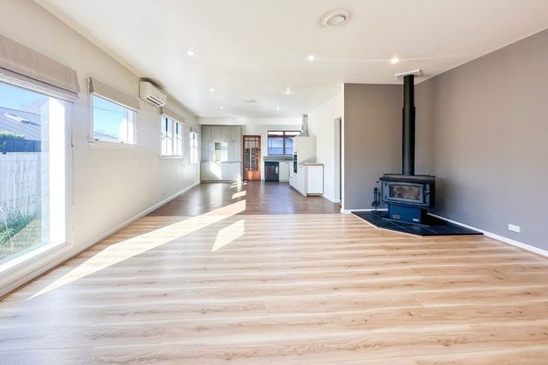 Photo of property in 10 Plynlimon Road, Fendalton, Christchurch, 8052