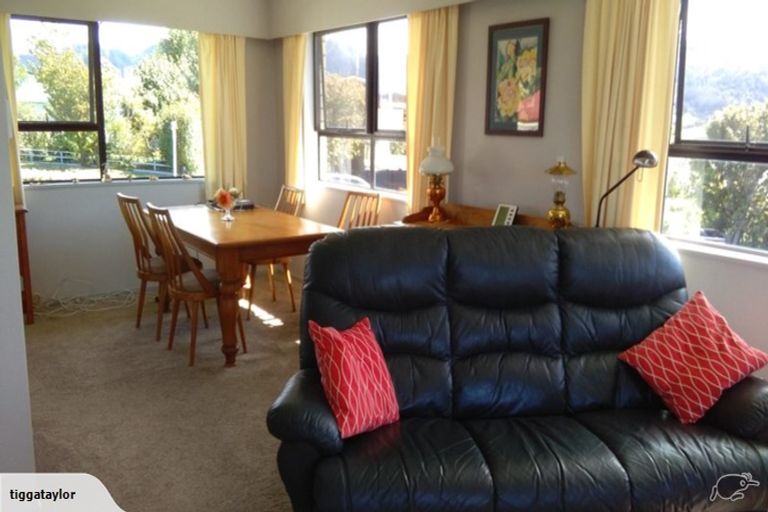 Photo of property in 4 Giles Way, Tanners Point, Katikati, 3177