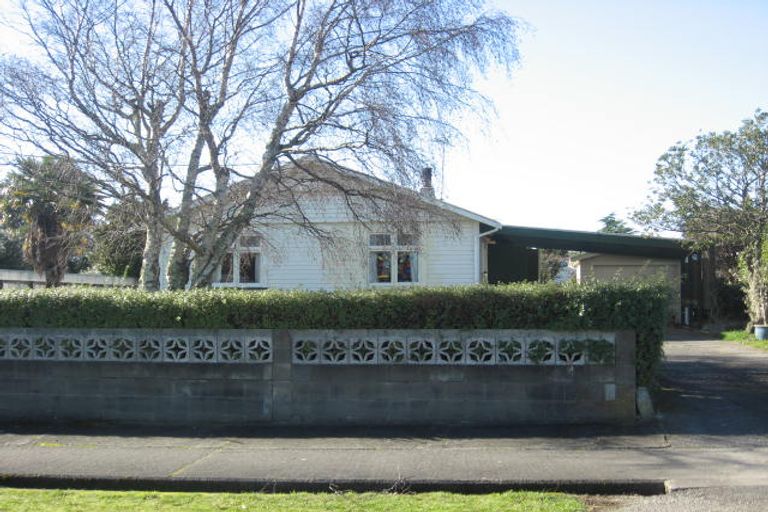 Photo of property in 40 Costley Street, Carterton, 5713