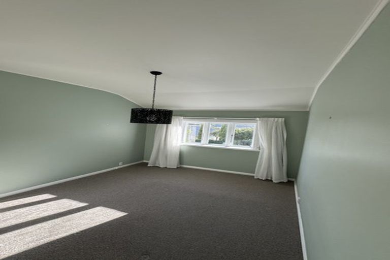 Photo of property in 17 Fernhill Terrace, Wadestown, Wellington, 6012