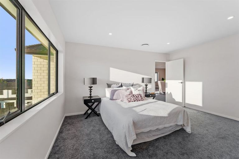 Photo of property in 23 Cirrus Way, Ranui, Auckland, 0612