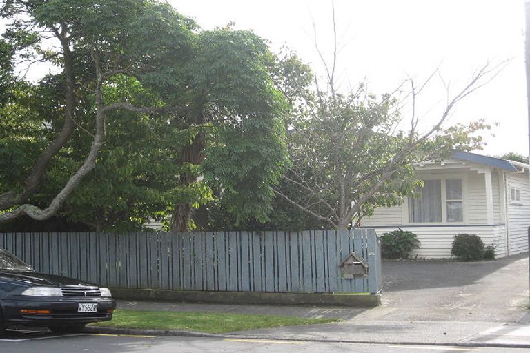 Photo of property in 19 Copeland Street, Hutt Central, Lower Hutt, 5011