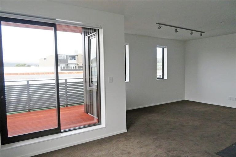 Photo of property in The Firemans Apartments, 202/321 Jackson Street, Petone, Lower Hutt, 5012