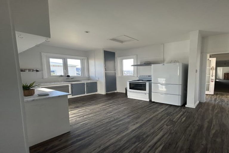 Photo of property in 75 Pirie Street, Mount Victoria, Wellington, 6011