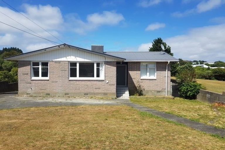Photo of property in 16 Driver Crescent, Cannons Creek, Porirua, 5024