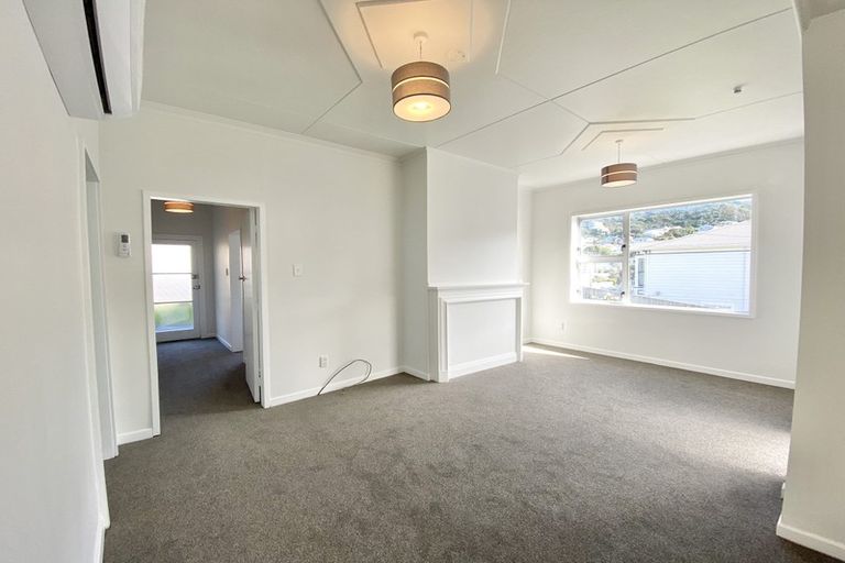 Photo of property in 18 Tamar Street, Island Bay, Wellington, 6023