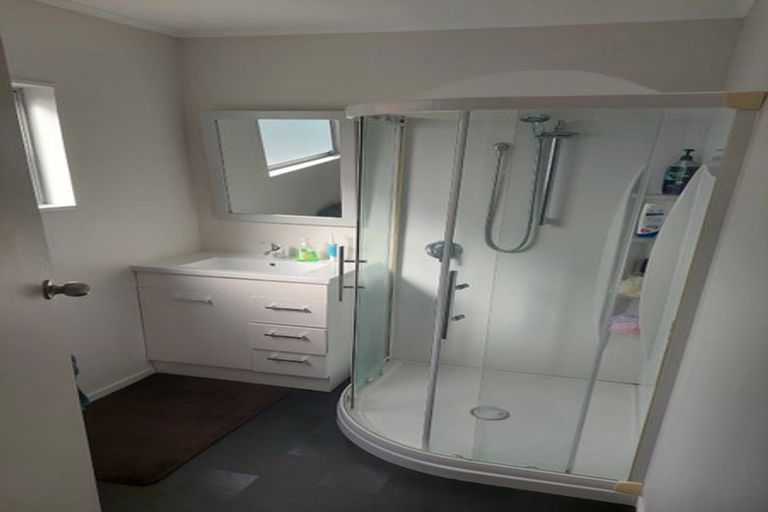 Photo of property in 4/46 King Street, Ebdentown, Upper Hutt, 5018