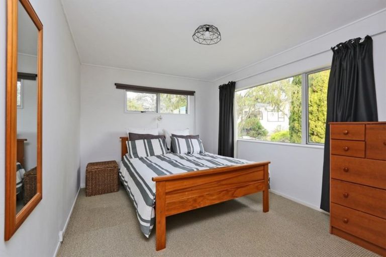 Photo of property in 21 Kaweka Place, Havelock North, 4130