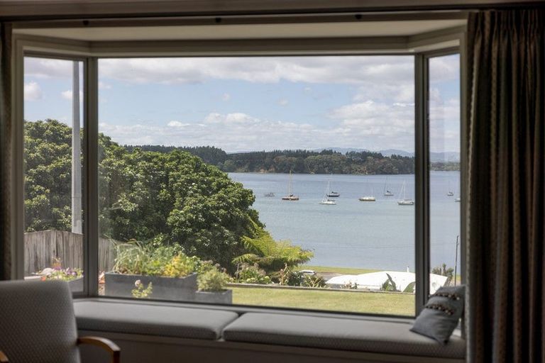 Photo of property in 109 Harbour View Road, Omokoroa, 3114