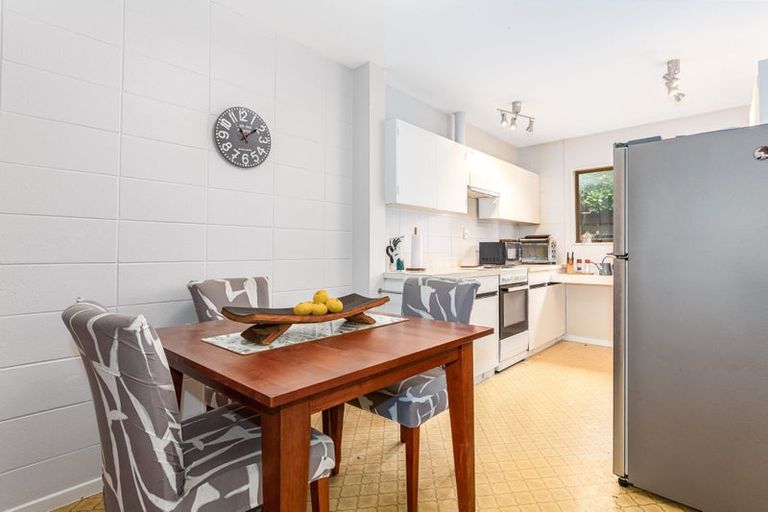 Photo of property in 6/23 Tireti Road, Titahi Bay, Porirua, 5022