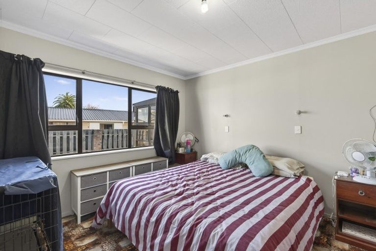 Photo of property in 18 Jade Place, Bell Block, New Plymouth, 4312