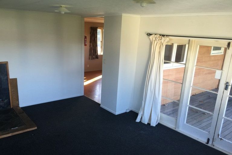 Photo of property in 58 Te Rangitautahanga Road, Turangi, 3334