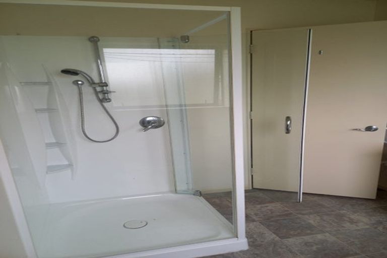 Photo of property in 6 Belle Maison Court, Levin, 5510