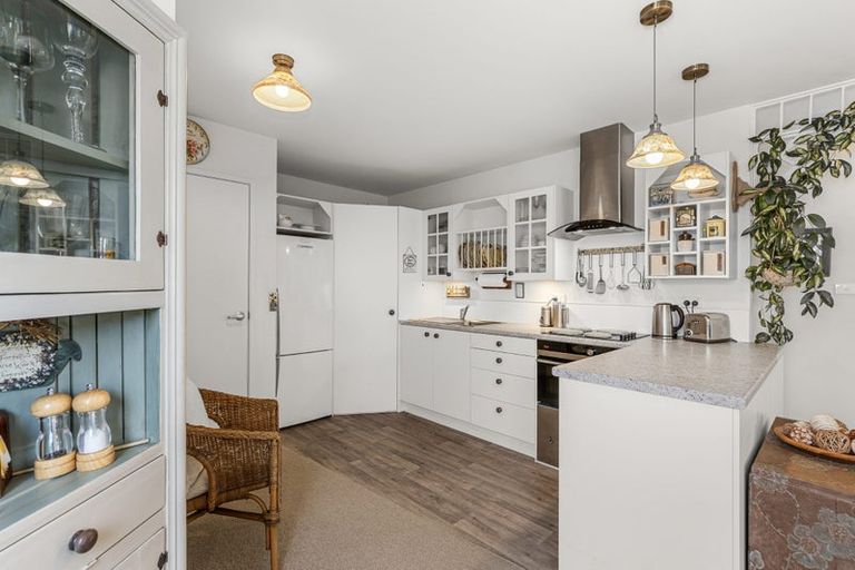 Photo of property in 11 Kamahi Crescent, Papamoa Beach, Papamoa, 3118