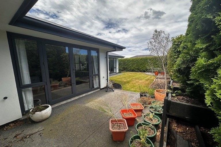 Photo of property in 106 Shillingford Boulevard, Rolleston, 7615