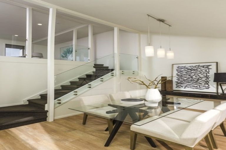 Photo of property in 2/21 Richmond Avenue, Northcote Point, Auckland, 0627