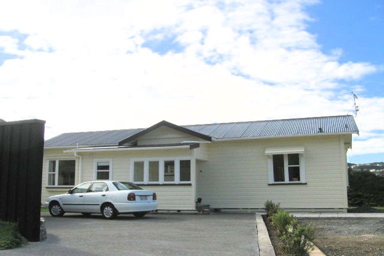 Photo of property in 88 Allington Road, Karori, Wellington, 6012