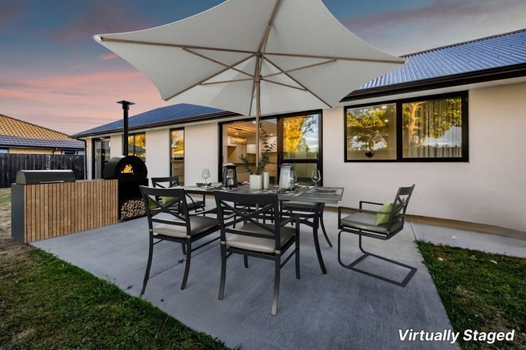 Photo of property in 74 Turuturu Road, Hawera, 4674